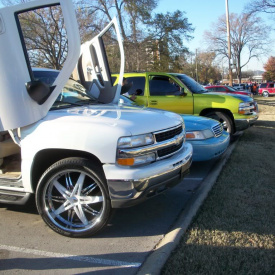 Ламбо двери ULD tuning Bolt ON на Chevrolet Tahoe